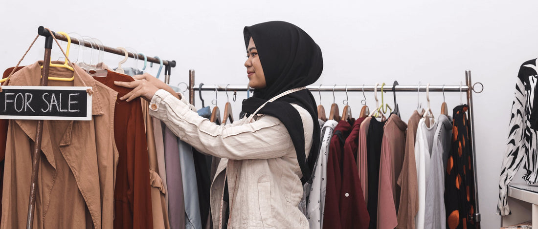 Best Tips for Reselling Vintage Clothes - The Vintage Wholesale Company