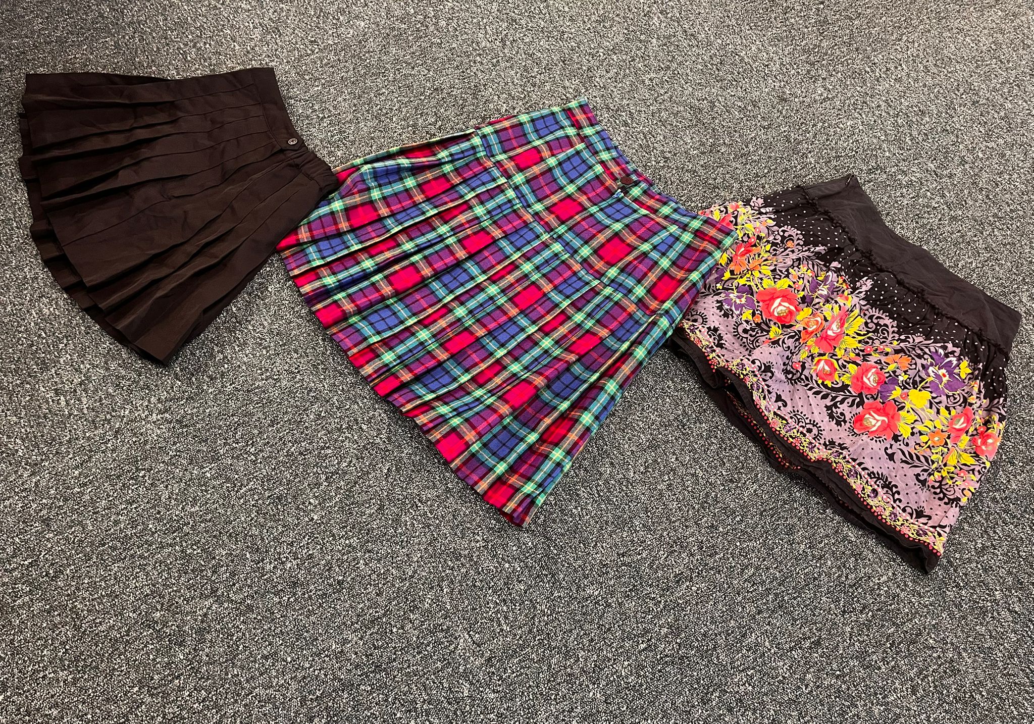 Vintage Wholesale Y2K Britney Skirts