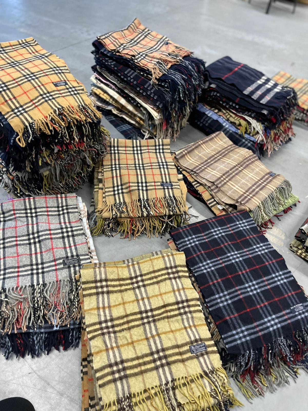 Vintage Wholesale Burberry Scarves